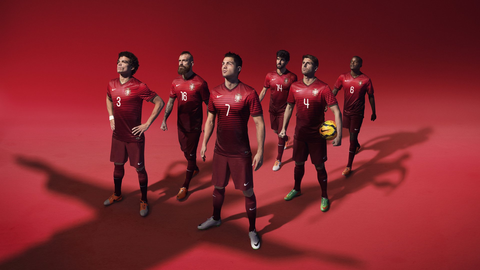 电竞周边商品热销战队品牌价值持续上升,电竞周边馆是真的吗